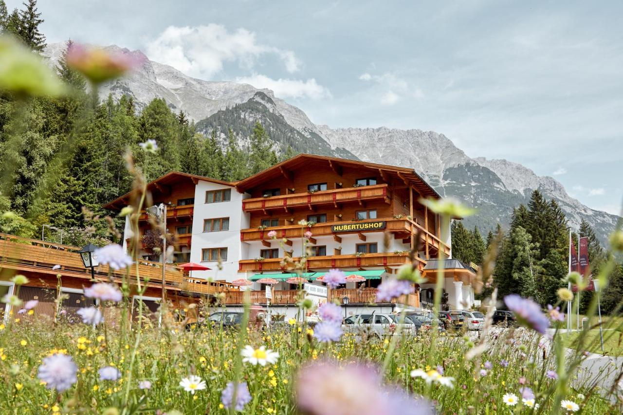 Hotel Hubertushof - Ihr Hotel Mit Herz Leutasch Zewnętrze zdjęcie